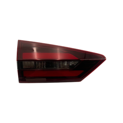 OE 번호 7057013100 1세대 Boyue SUV 16.03-18.03 GEELY Boyue용 자동 뒷등